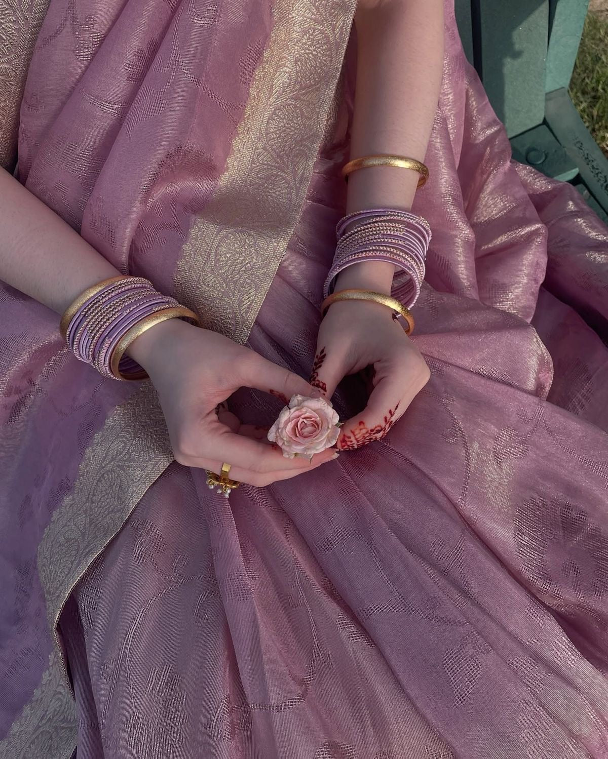 How to Style Handwoven Tissue Sarees
