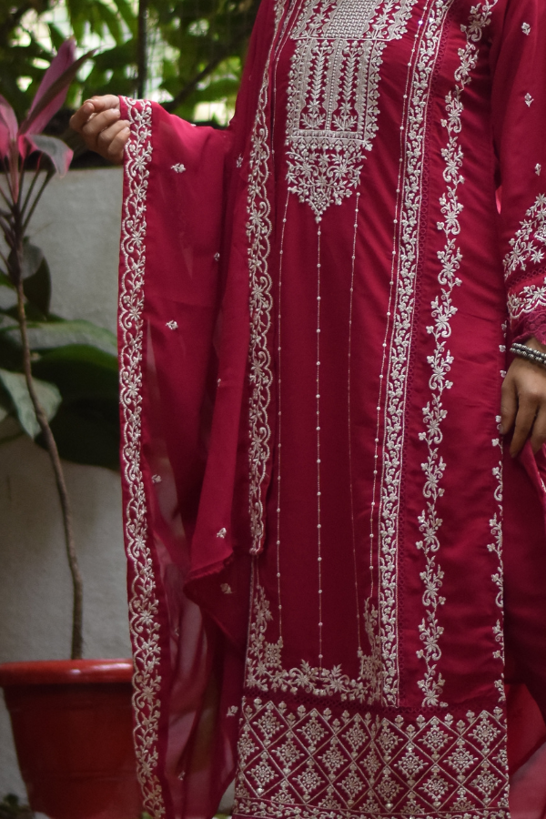 Kurta set online | Pakistani kurta set online | straight kurta set