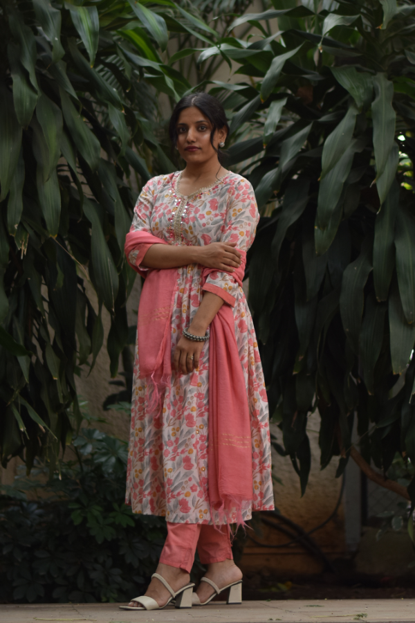 Floral printed kurta set | floral printed kurta set online | printed kurta set online