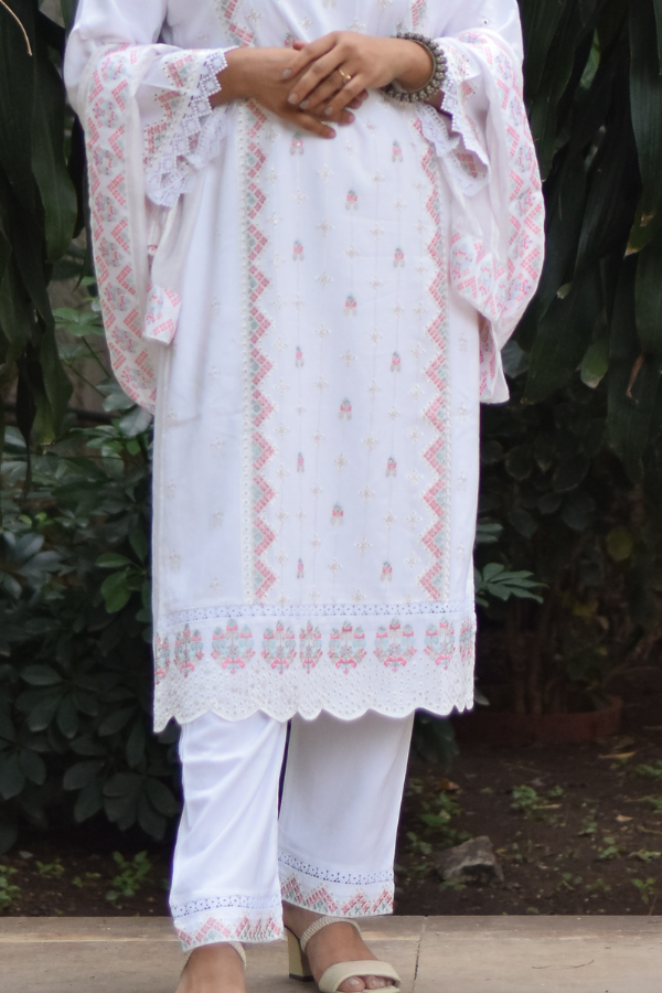 Straight kurta set with dupatta | kurta set with embroidery work | kurta set with dupatta for office