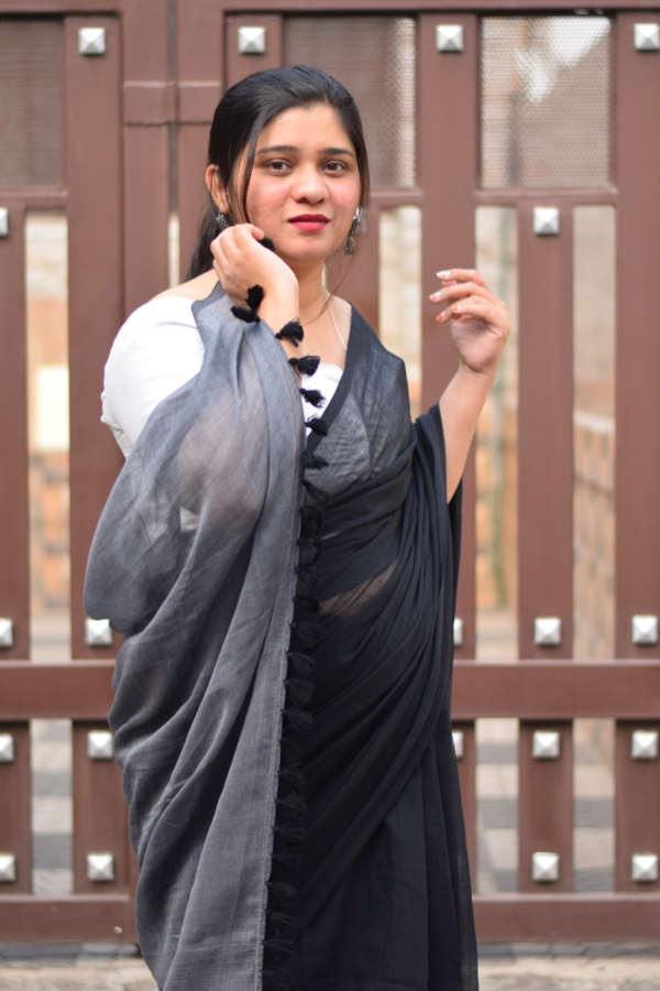 Handwoven cotton saree