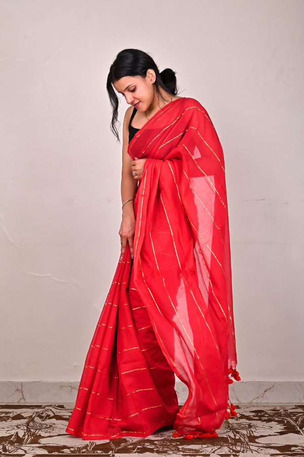 Laal mul cotton saree with zari work